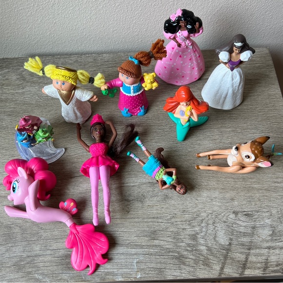 Vintage Collectible Toys Lot Barbie Cabbage Patch My Lil Pony Disney GUC - Picture 2 of 14